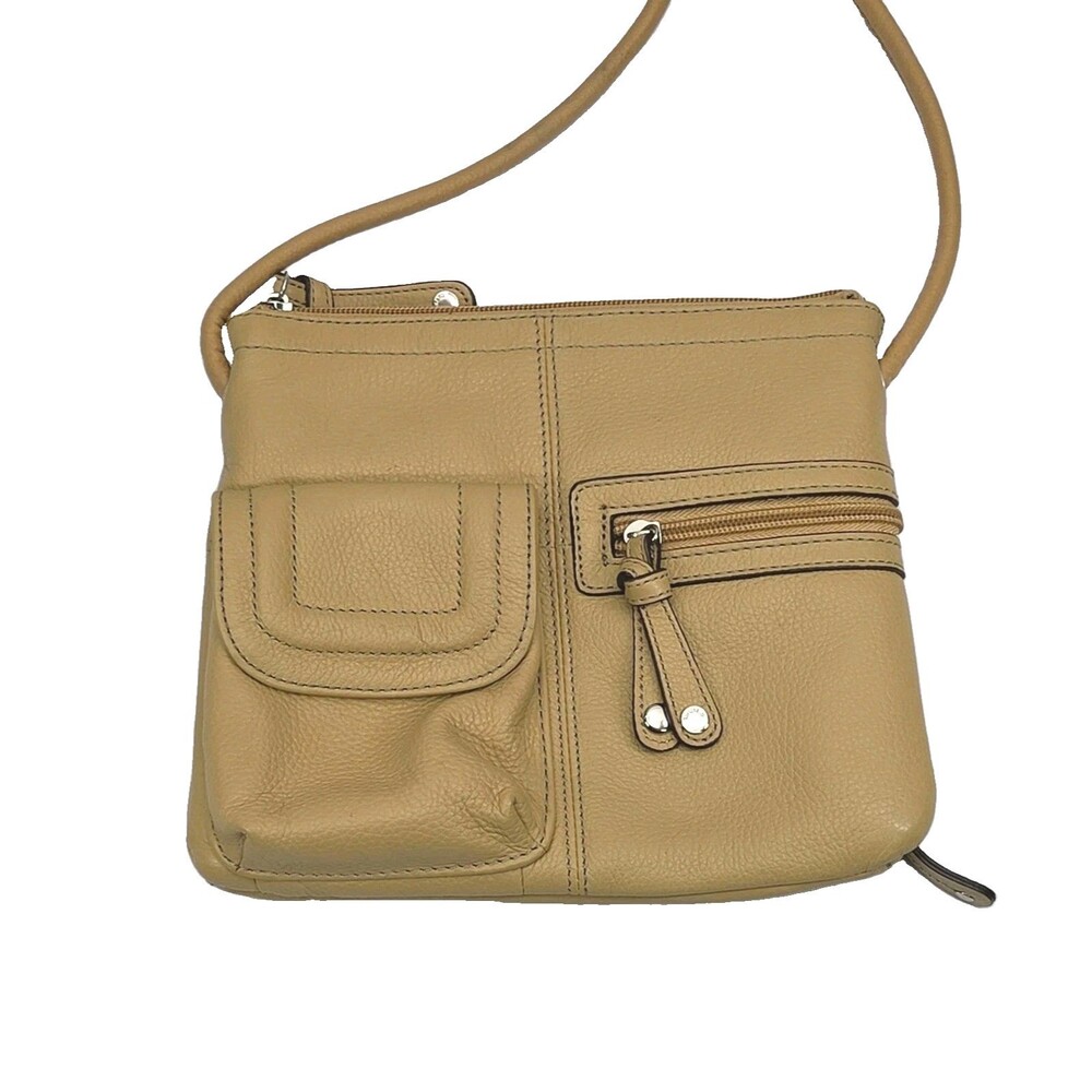 Tignanello Purse Beige Leather Crossbody Wallet Card Organizer Pockets Zip